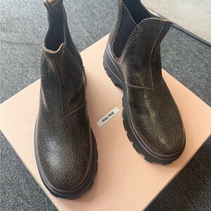 Miu Miu Cracked Leather Chelsea Boots